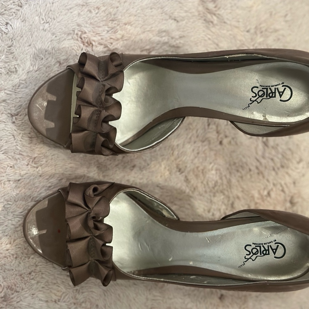 Carlos Santana Women's Brown Peep-Toe Heels